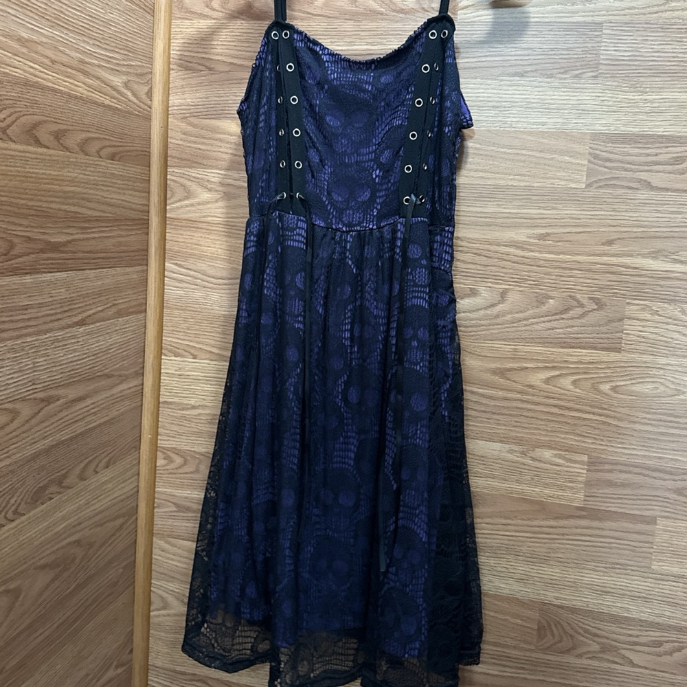 Hot Topic Gothic Black and Purple Midi Dress
